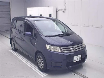 HONDA FREED SPIKE