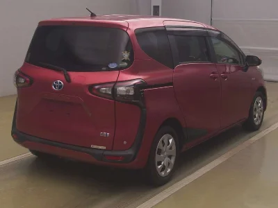 Статистика аукционов Toyota Sienta