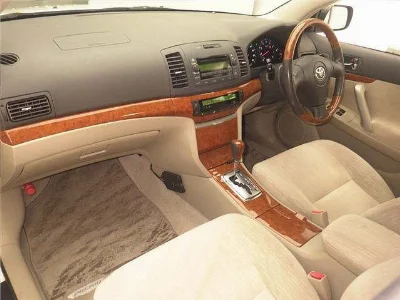 TOYOTA PREMIO