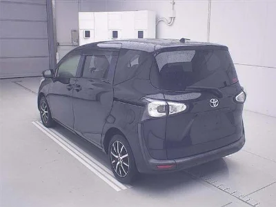 Статистика аукционов Toyota Sienta