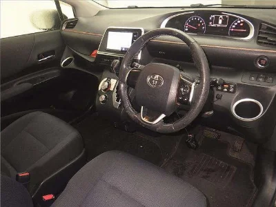 Статистика аукционов Toyota Sienta