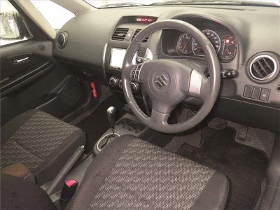 SUZUKI SX-4