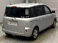 Цена авто Toyota Sienta с аукционов Японии, номер кузова NCP81G, пробег 72 000, оценка 4