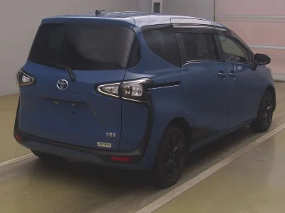 Статистика аукционов Toyota Sienta