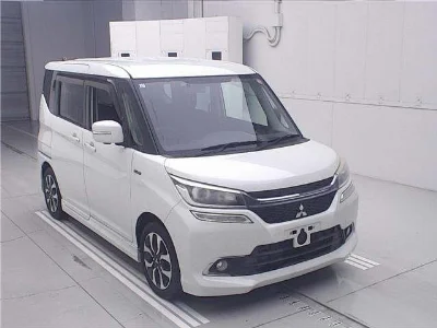 MITSUBISHI DELICA D2