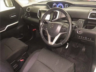 MITSUBISHI DELICA D2