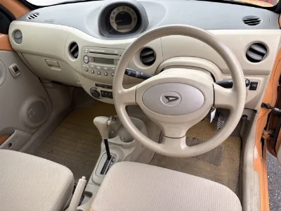 DAIHATSU ESSE