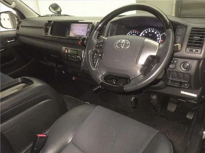 TOYOTA REGIUS ACE VAN