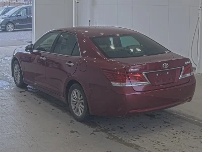 Статистика аукционов Toyota Crown