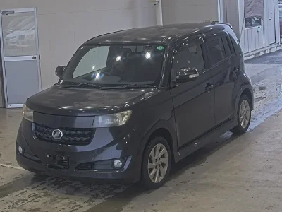 TOYOTA BB