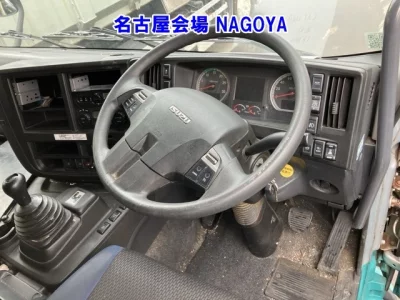 ISUZU GIGA