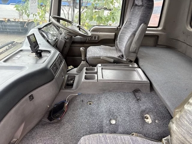 Hino Profia  с аукциона в Японии