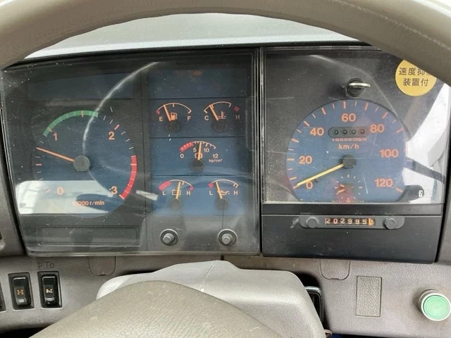 Hino Profia  с аукциона в Японии