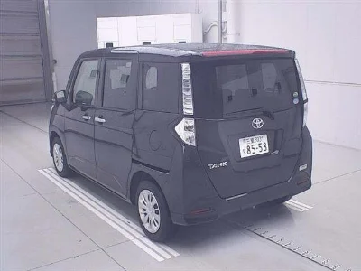 TOYOTA TANK