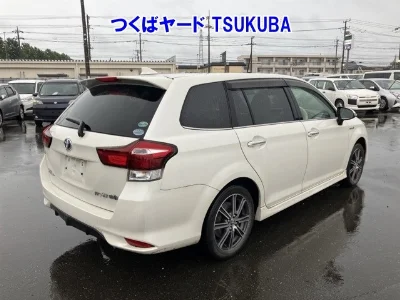 TOYOTA COROLLA FIELDER