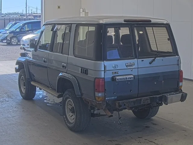 Toyota Land Cruiser  с аукциона в Японии