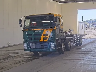 ISUZU GIGA