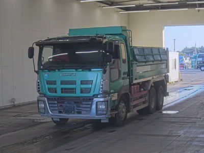 ISUZU GIGA
