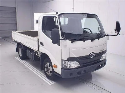 TOYOTA DYNA