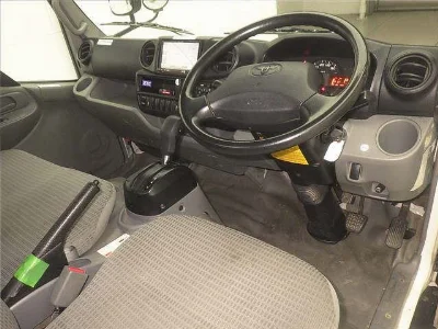 TOYOTA DYNA