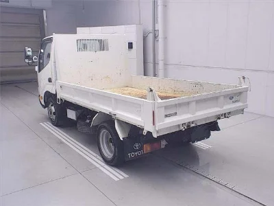 TOYOTA DYNA