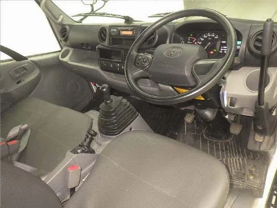 TOYOTA DYNA