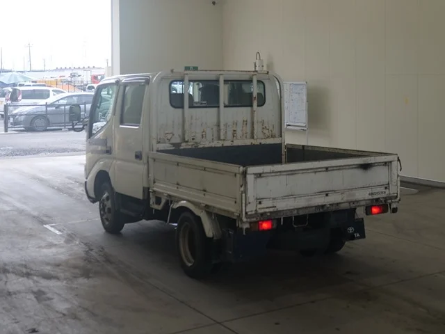 Toyota ToyoAce  с аукциона в Японии