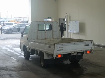 NISSAN VANETTE TRUCK