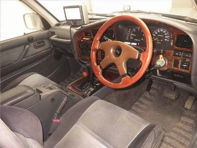 TOYOTA LAND CRUISER