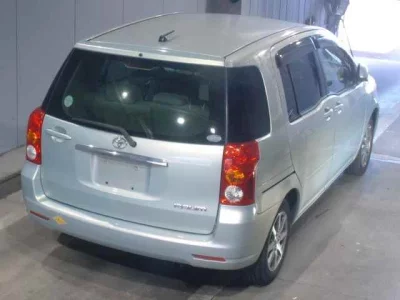 TOYOTA RAUM