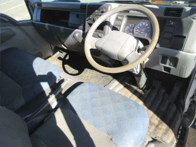 MITSUBISHI CANTER