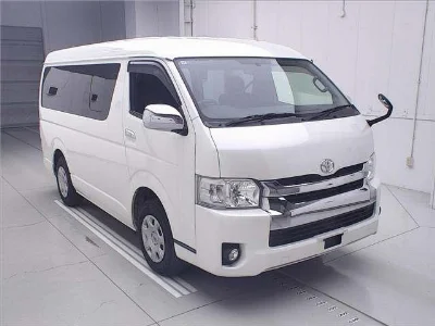 TOYOTA HIACE
