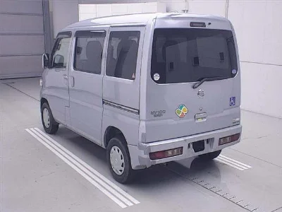 NISSAN CLIPPER VAN