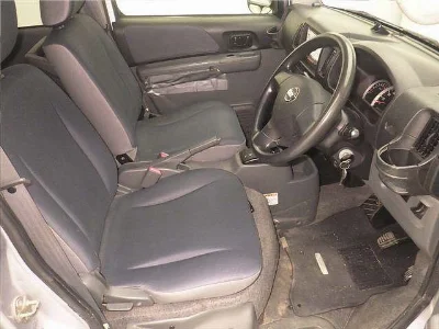 NISSAN CLIPPER VAN