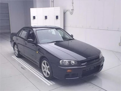 NISSAN SKYLINE