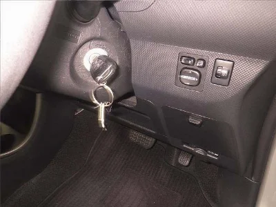 TOYOTA IST