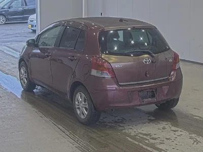 TOYOTA VITZ