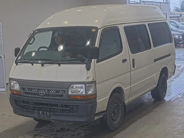 Toyota HiAce 2003