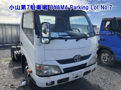 TOYOTA DYNA