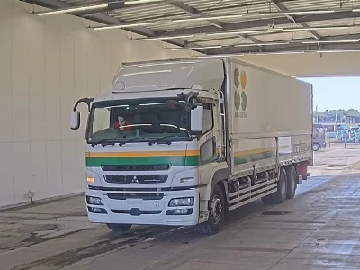 MITSUBISHI FUSO SUPER GREAT