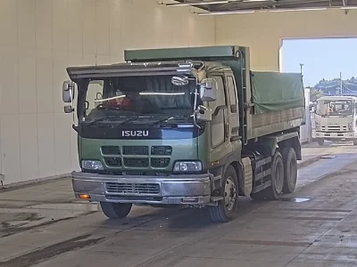 ISUZU GIGA