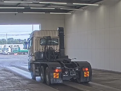 MITSUBISHI FUSO SUPER GREAT