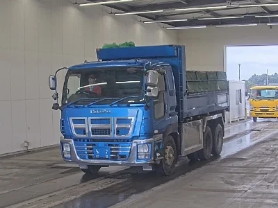 ISUZU GIGA