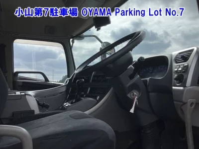 NISSAN UD
