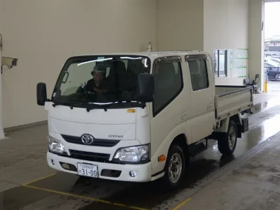TOYOTA DYNA