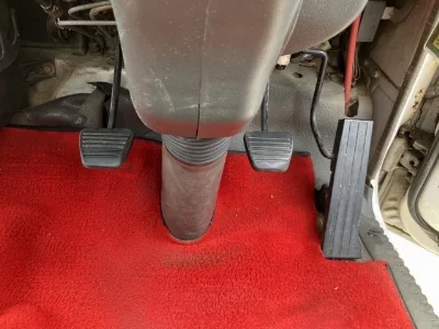 MITSUBISHI CANTER