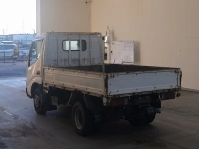 TOYOTA DYNA