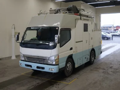 MITSUBISHI CANTER