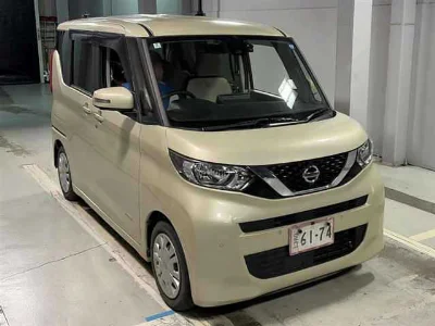 NISSAN ROOX