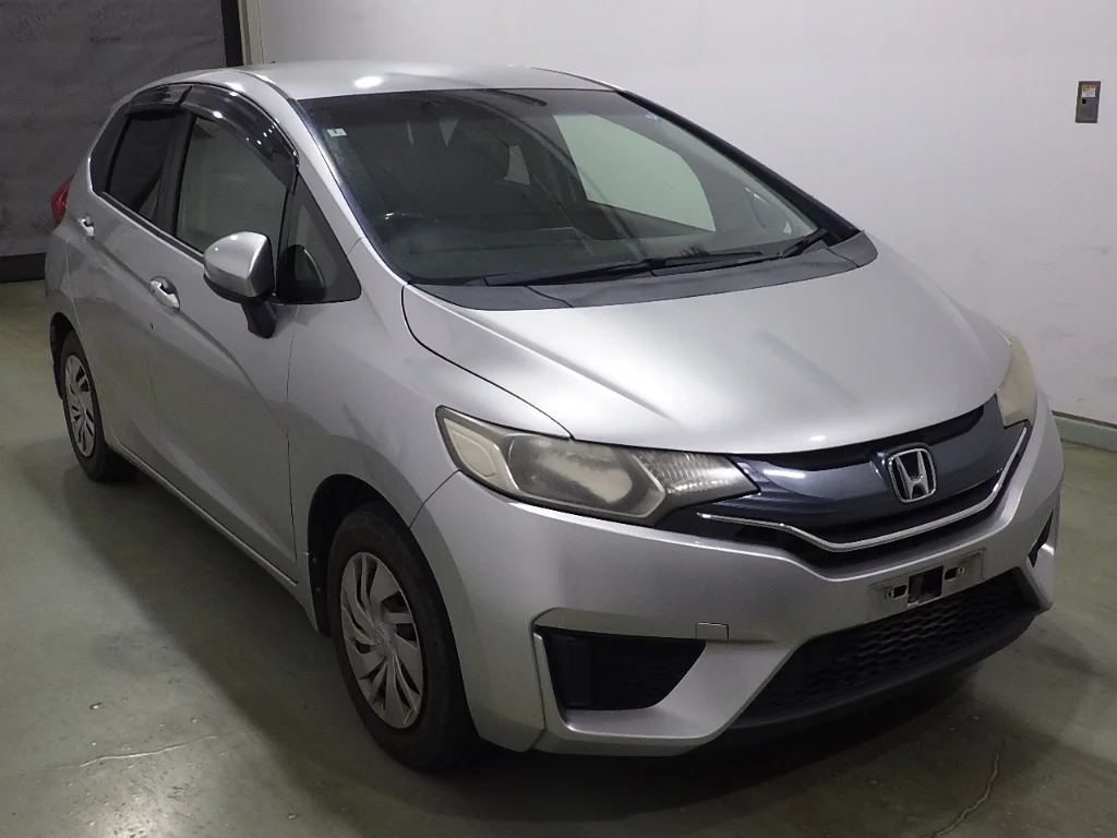 Honda Fit  с аукциона в Японии
